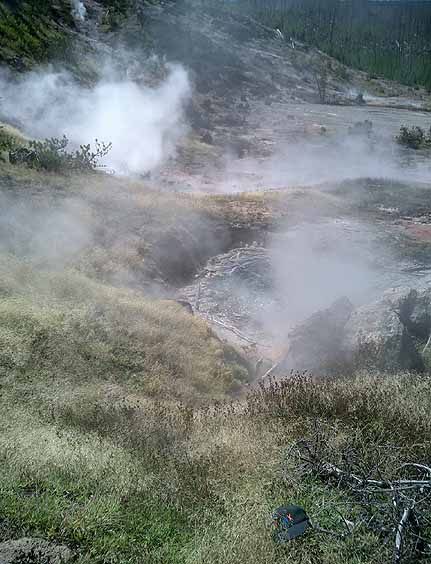 Yellowstone Painpots area